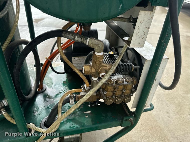 image for item NO9396 Hy-Flo 3112AE  pressure washer