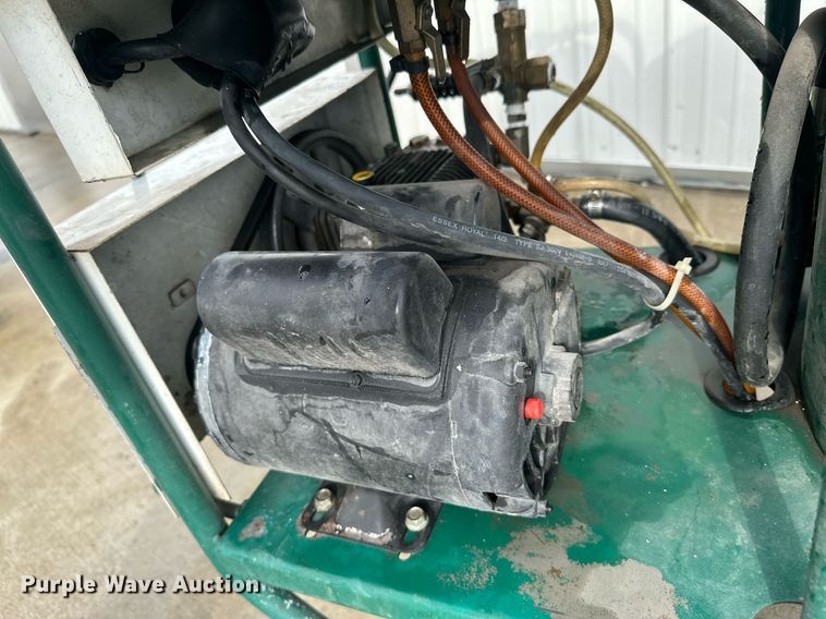 image for item NO9396 Hy-Flo 3112AE  pressure washer