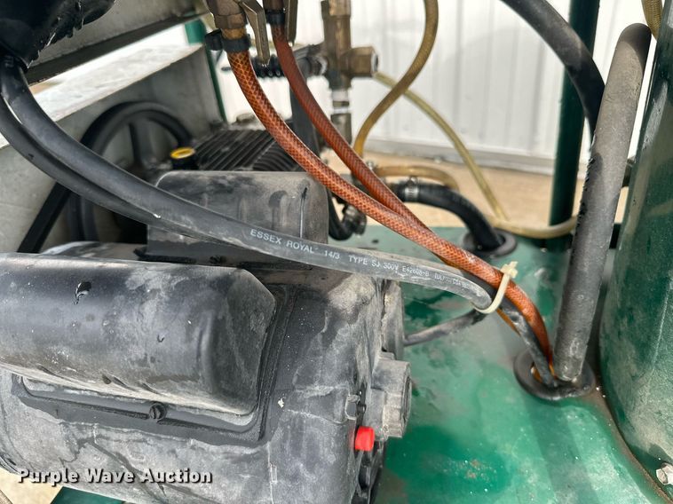 image for item NO9396 Hy-Flo 3112AE  pressure washer