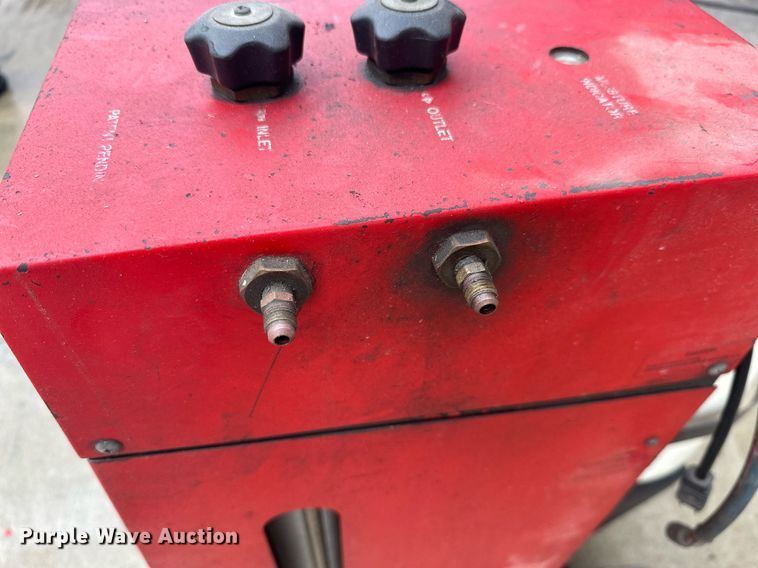 image for item NO9397 Mac Tools ACRRC 750  refrigerant recycling machine