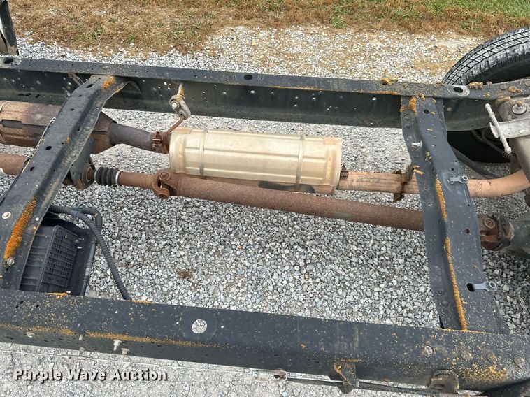 image for item NO9399 2019 Ford E450  van cab and chassis