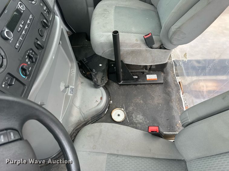 image for item NO9399 2019 Ford E450  van cab and chassis