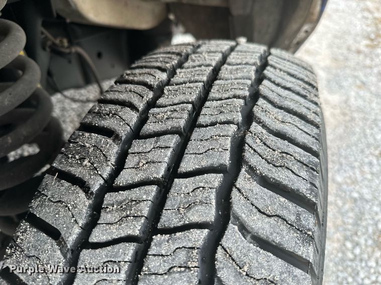 image for item NO9399 2019 Ford E450  van cab and chassis