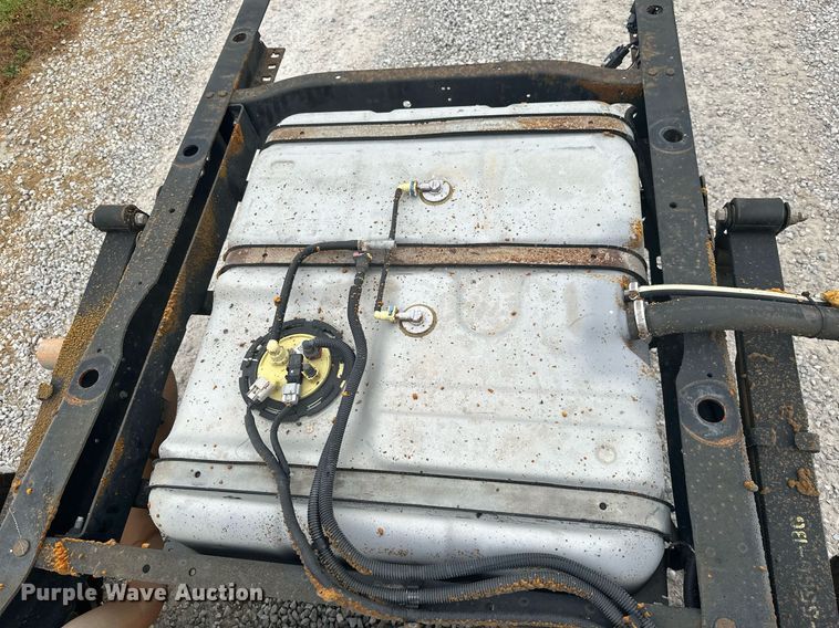 image for item NO9400 2017 Ford E450 Super Duty  van cab and chassis