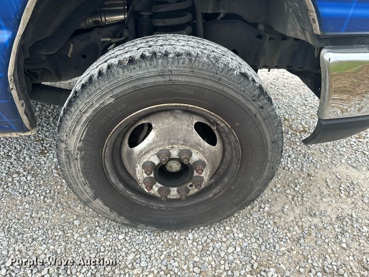 image for item NO9400 2017 Ford E450 Super Duty  van cab and chassis