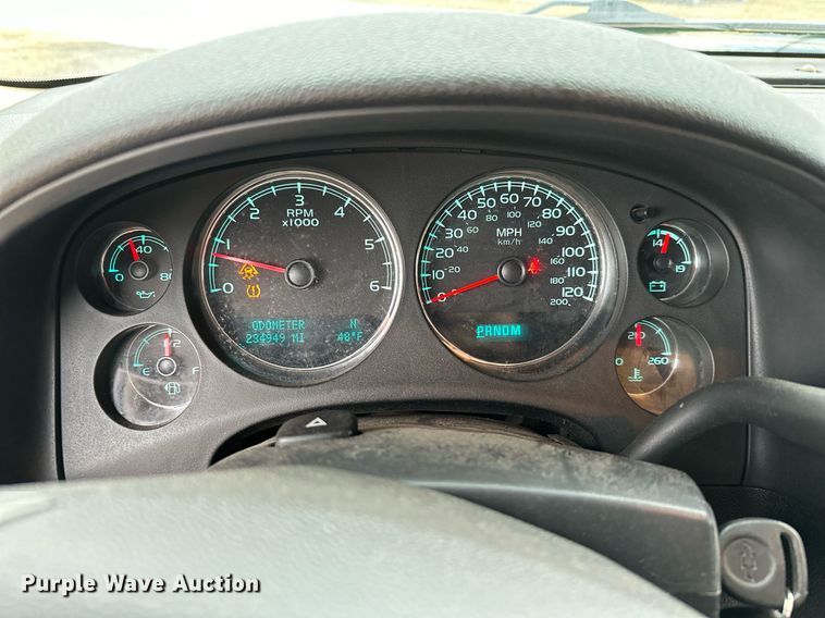 image for item NO9408 2011 Chevrolet Avalanche  pickup truck