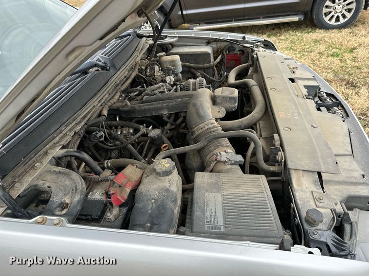 image for item NO9408 2011 Chevrolet Avalanche  pickup truck