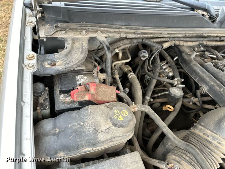 image for item NO9408 2011 Chevrolet Avalanche  pickup truck