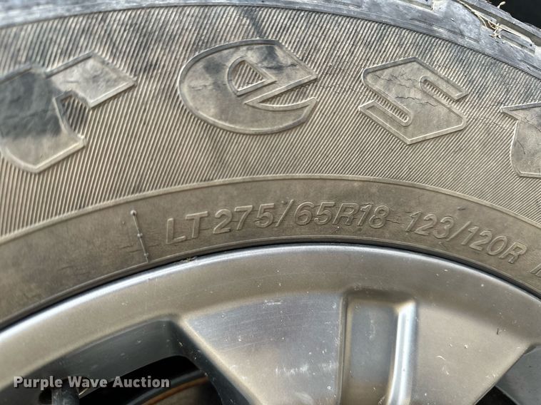 image for item NO9408 2011 Chevrolet Avalanche  pickup truck