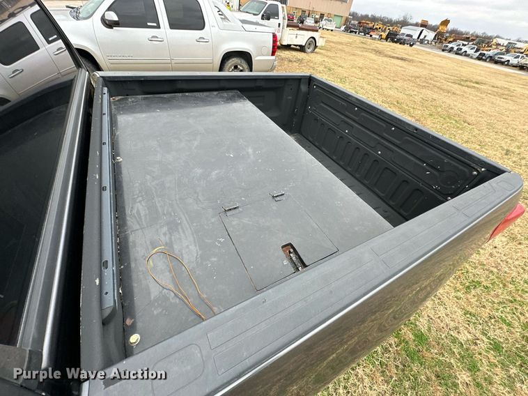 image for item NO9409 2011 Toyota Tundra Platinum  CrewMax pickup truck