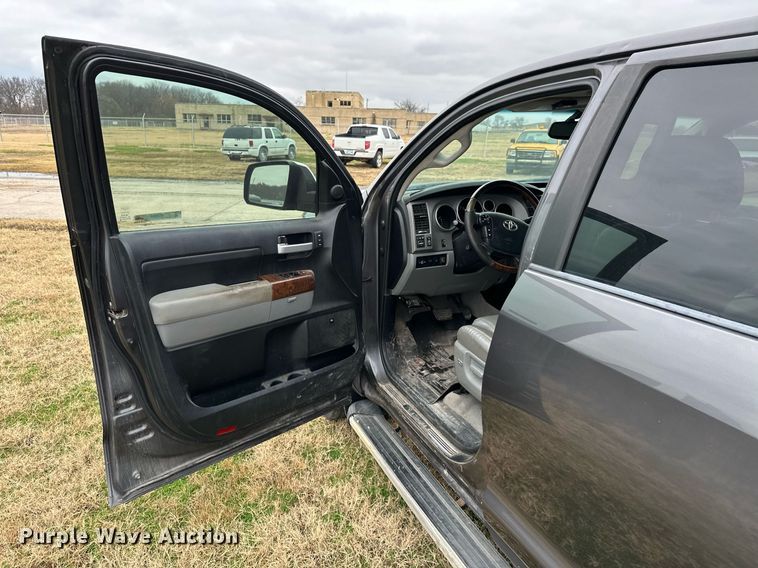 image for item NO9409 2011 Toyota Tundra Platinum  CrewMax pickup truck