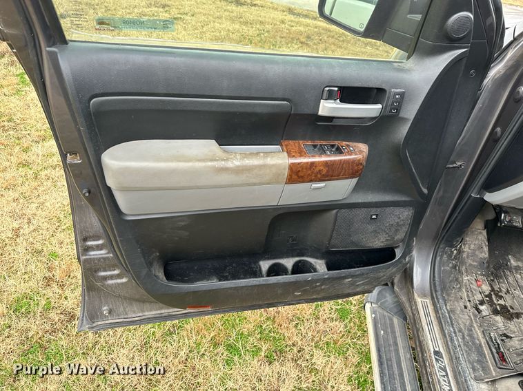 image for item NO9409 2011 Toyota Tundra Platinum  CrewMax pickup truck