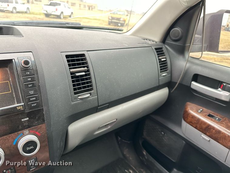 image for item NO9409 2011 Toyota Tundra Platinum  CrewMax pickup truck