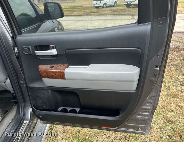 image for item NO9409 2011 Toyota Tundra Platinum  CrewMax pickup truck