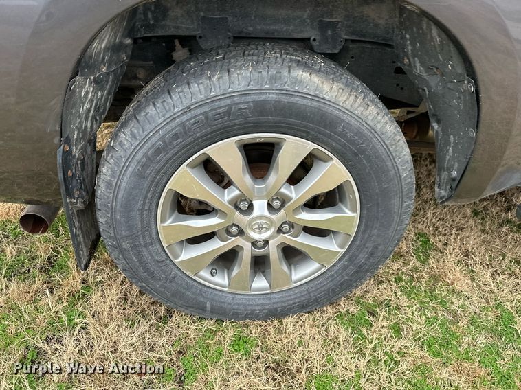 image for item NO9409 2011 Toyota Tundra Platinum  CrewMax pickup truck