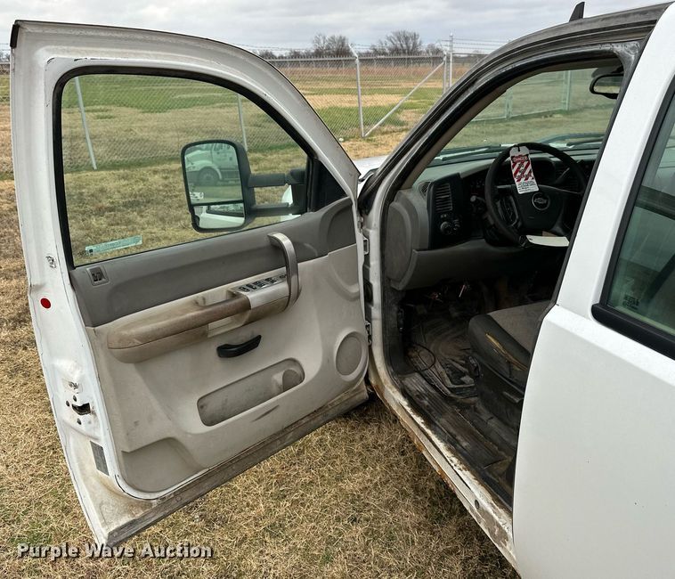 image for item NO9411 2008 Chevrolet Silverado 1500  Ext. Cab pickup truck