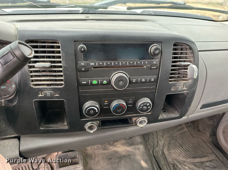 image for item NO9411 2008 Chevrolet Silverado 1500  Ext. Cab pickup truck