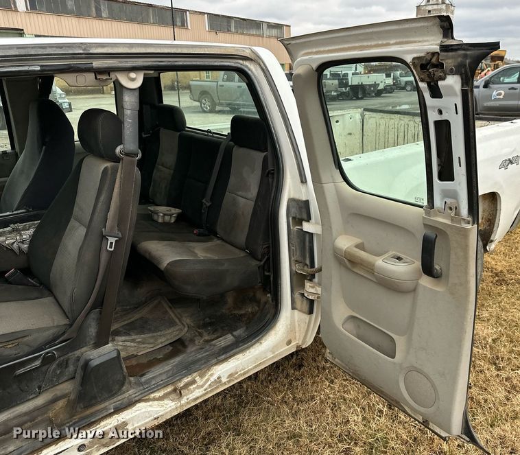 image for item NO9411 2008 Chevrolet Silverado 1500  Ext. Cab pickup truck