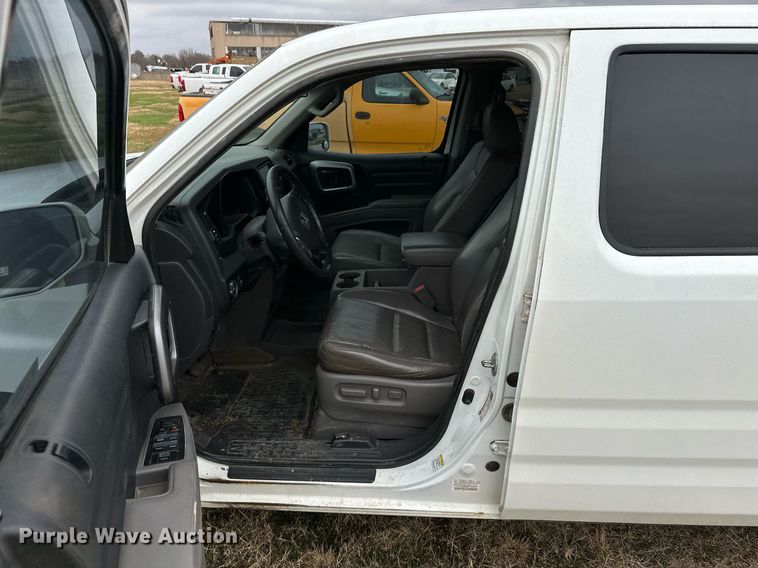 image for item NO9414 2011 Honda Ridgeline  pickup truck