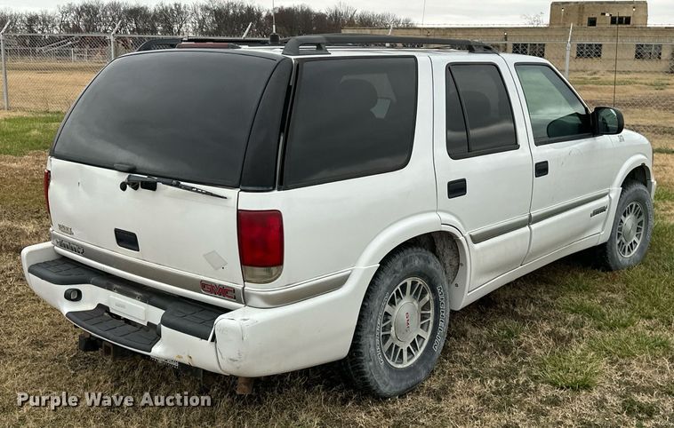 image for item NO9415 2000 GMC Jimmy  SUV