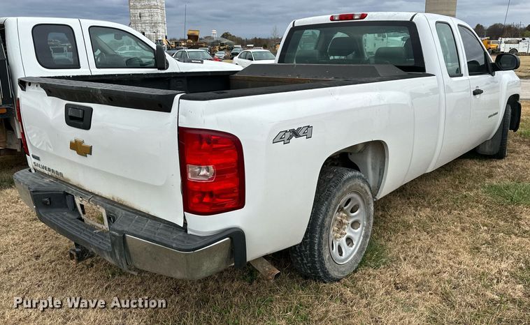 image for item NO9422 2012 Chevrolet Silverado 1500  Ext. Cab pickup truck
