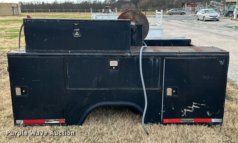 image for item NO9427 Utility bed