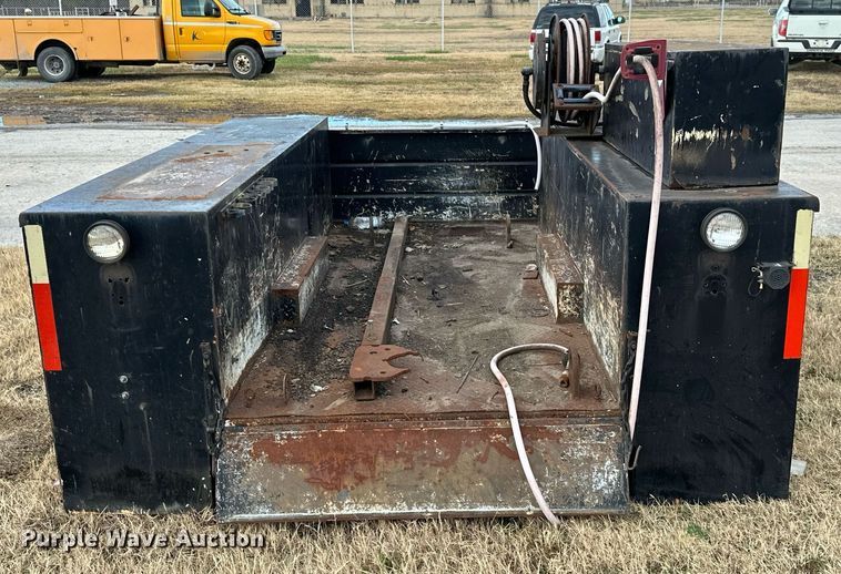 image for item NO9427 Utility bed