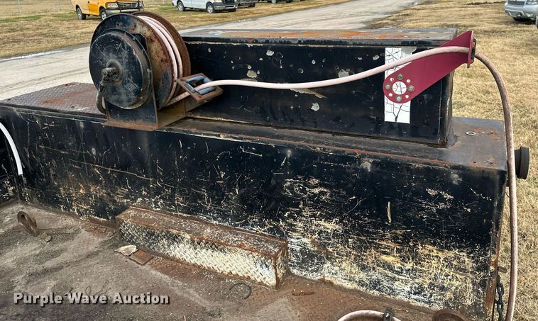 image for item NO9427 Utility bed