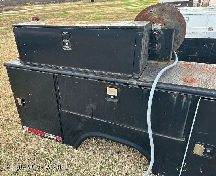 image for item NO9427 Utility bed