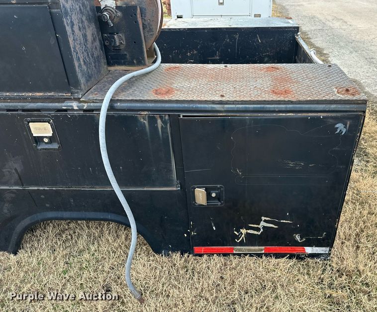 image for item NO9427 Utility bed