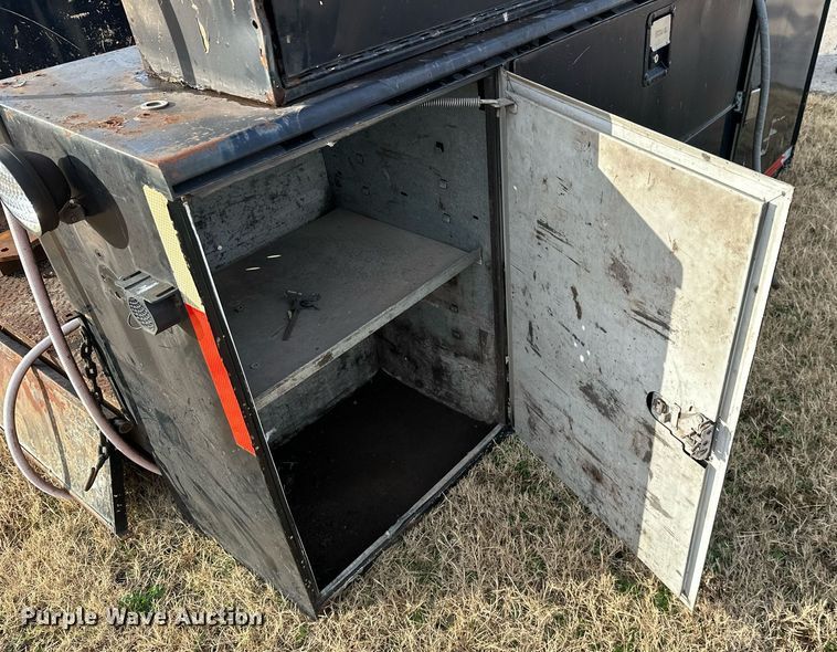 image for item NO9427 Utility bed