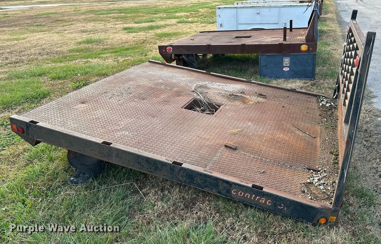 image for item NO9430 Flatbed