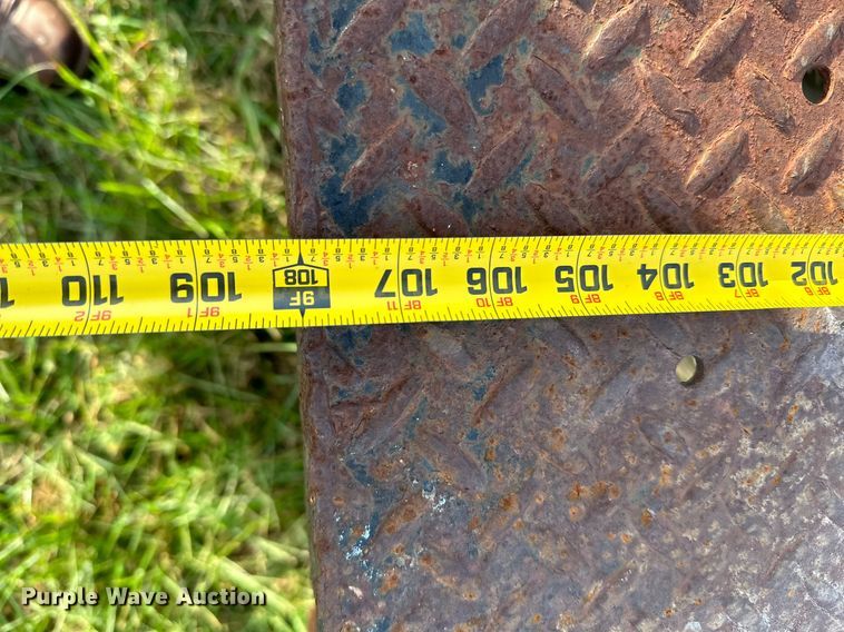 image for item NO9430 Flatbed