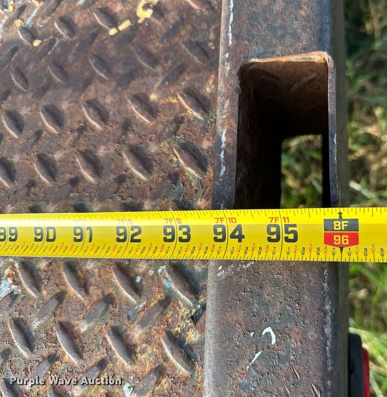 image for item NO9430 Flatbed