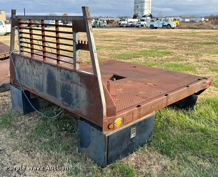 image for item NO9431 Flatbed