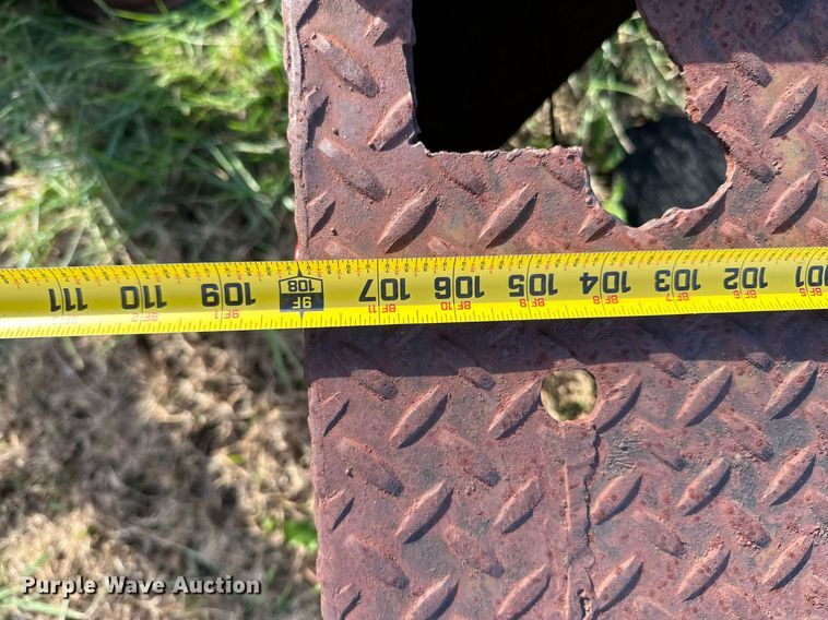 image for item NO9431 Flatbed