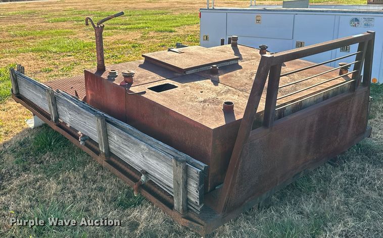 image for item NO9433 Flatbed