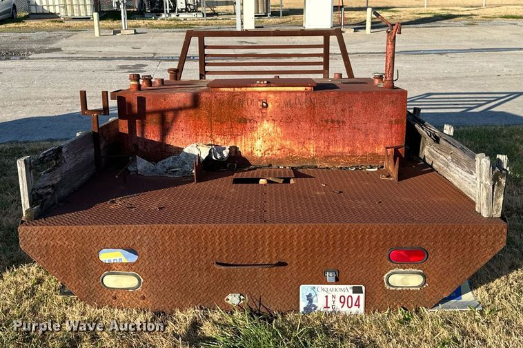 image for item NO9433 Flatbed