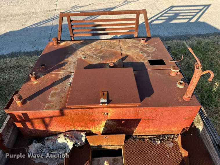 image for item NO9433 Flatbed