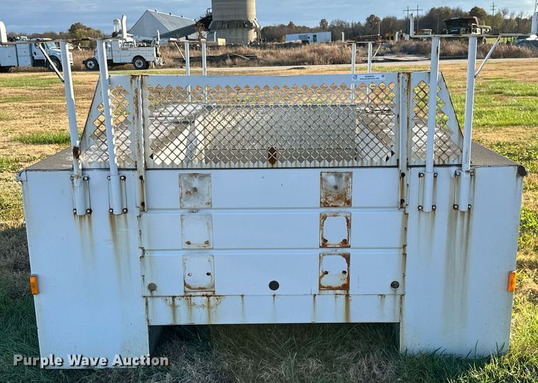 image for item NO9434 Utility bed