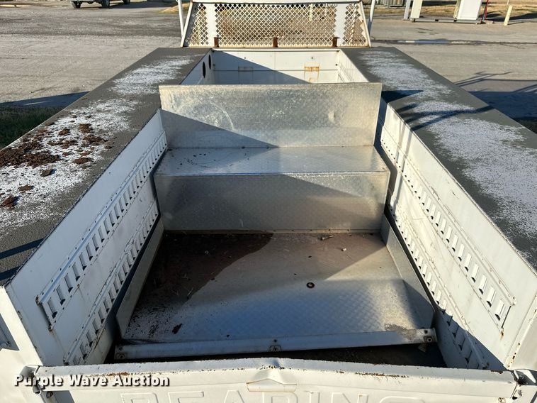 image for item NO9434 Utility bed