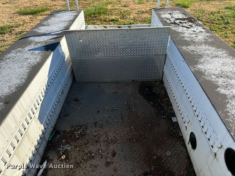 image for item NO9434 Utility bed