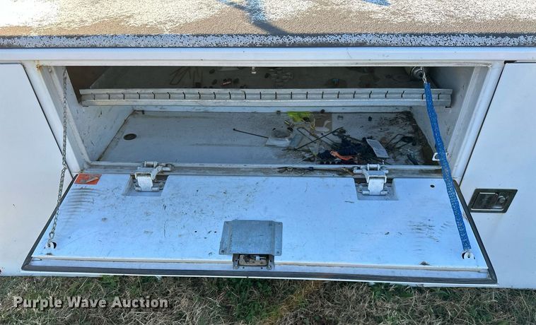 image for item NO9434 Utility bed