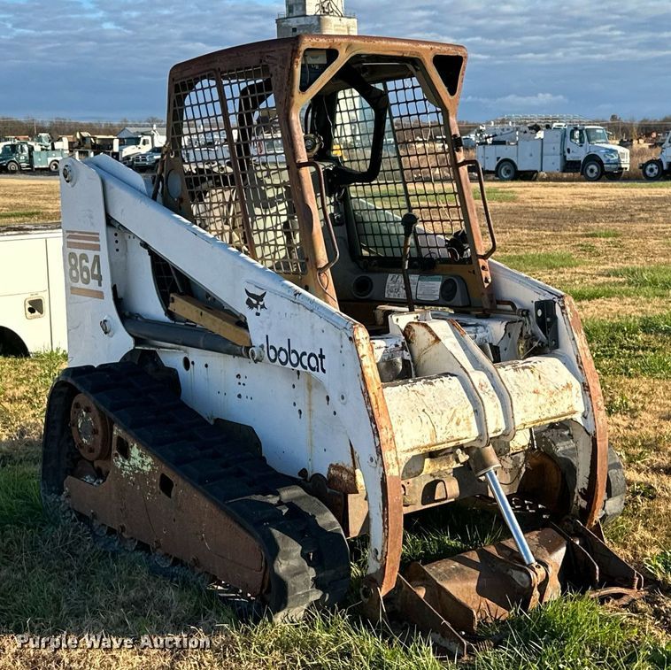 image for item NO9435 2000 Bobcat 864  tracked skid steer loader