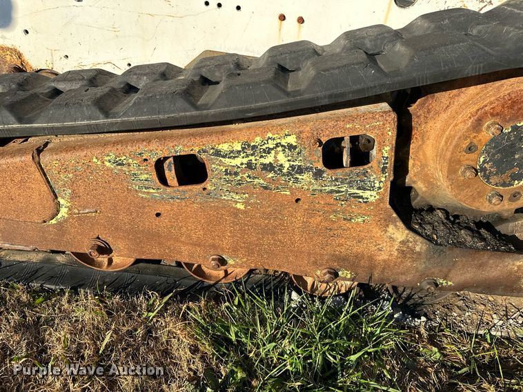 image for item NO9435 2000 Bobcat 864  tracked skid steer loader