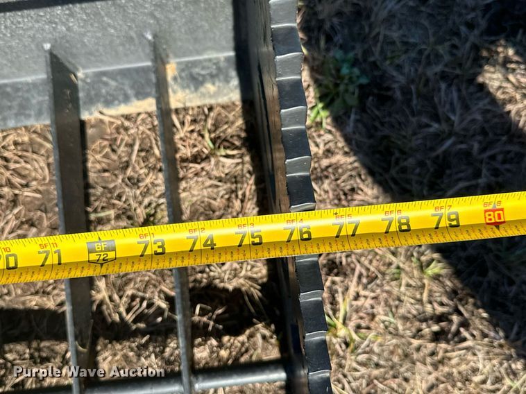 image for item NO9440 KC  skid steer rock bucket