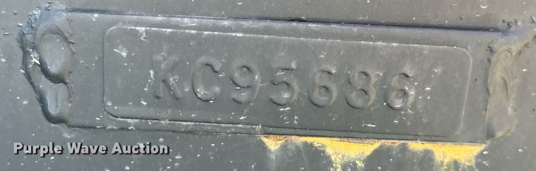 image for item NO9440 KC  skid steer rock bucket