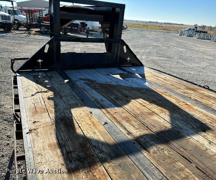 image for item NO9469 2010 Starlite 25 TDPIDV  equipment trailer