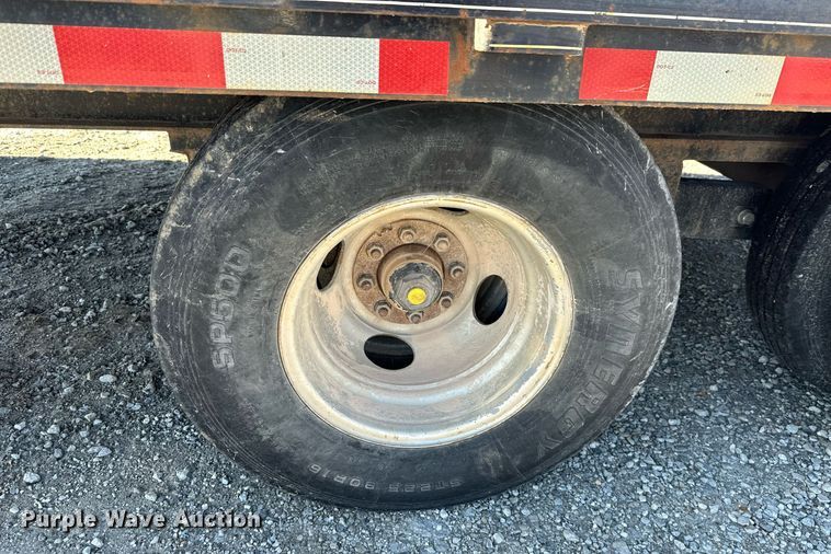 image for item NO9469 2010 Starlite 25 TDPIDV  equipment trailer