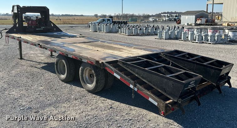 image for item NO9470 2016 Starlite TDCNDVLP-RHD  equipment trailer